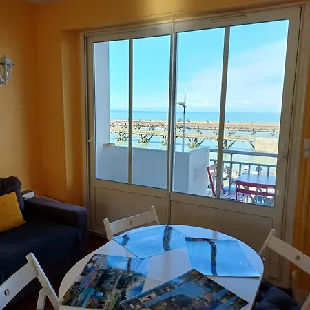 Balcon Face A La Apartment