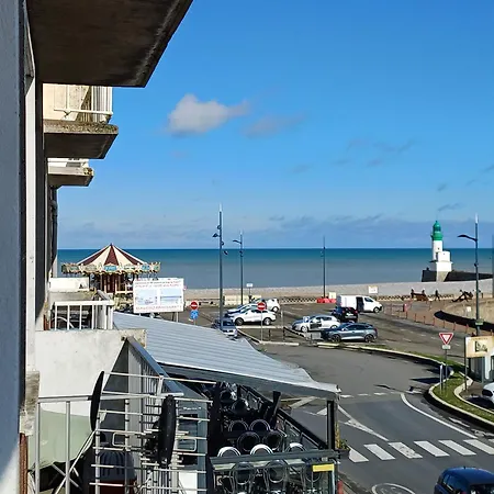 Balcon Face A La *