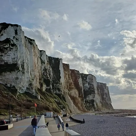 Balcon Face A La Appartement Le Tréport